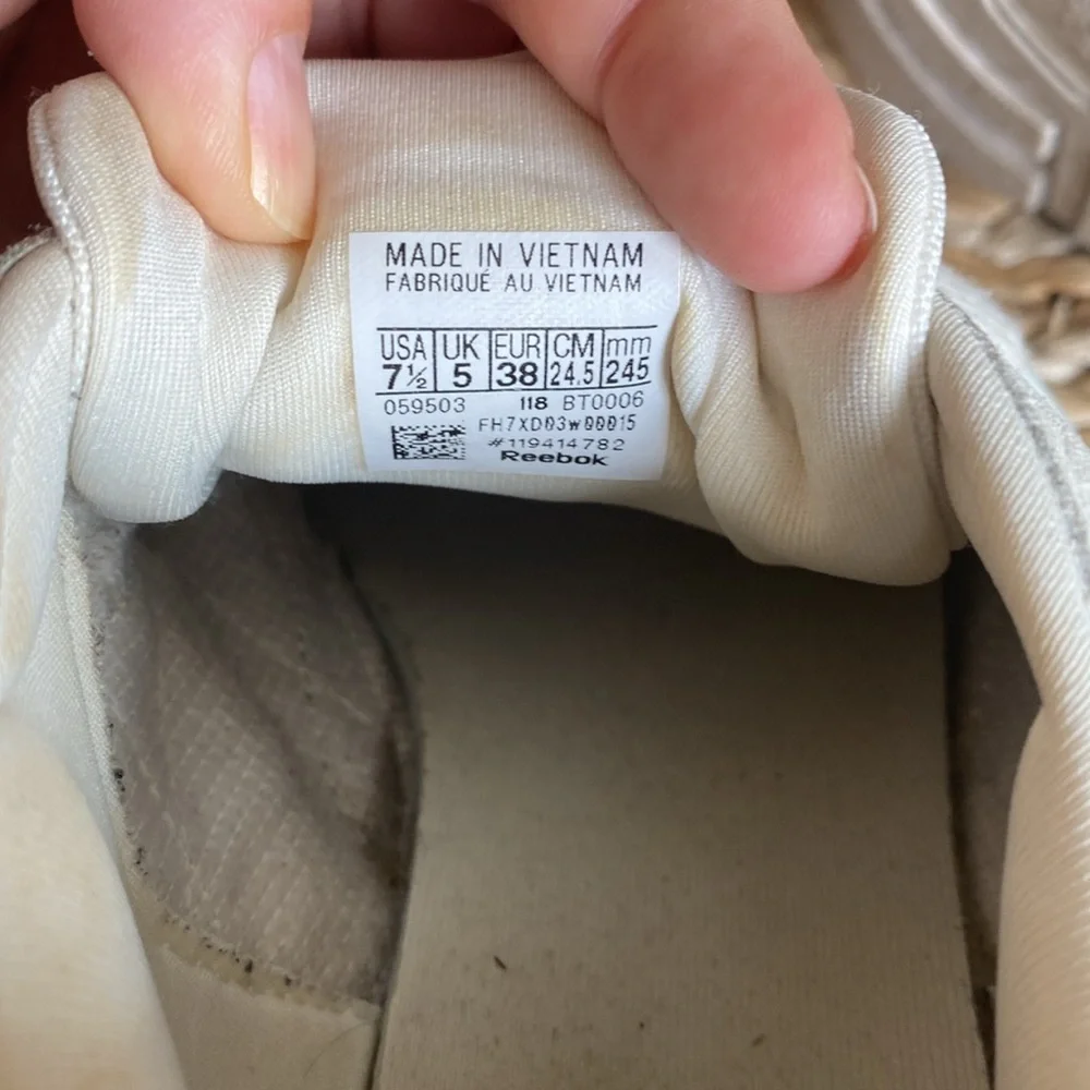 Reebok sneakers - Picture 5 of 5